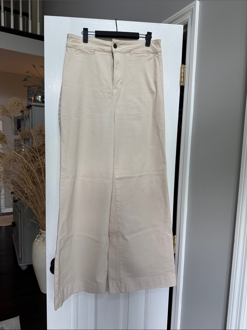 LC Lauren Conrad Cream Wide Leg Flare Jeans